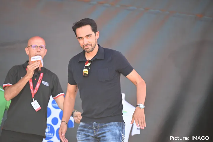 Alberto Contador, comentarista en La Vuelta a España.