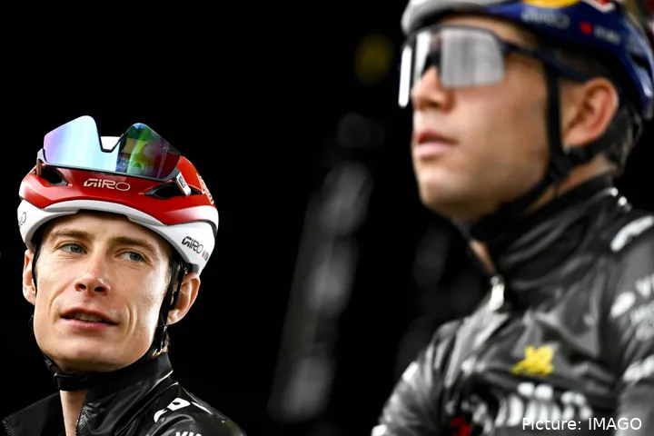 Wout van Aert selou a vitória de Jonas Vingegaard na Volta a França 2022 em Hautacam