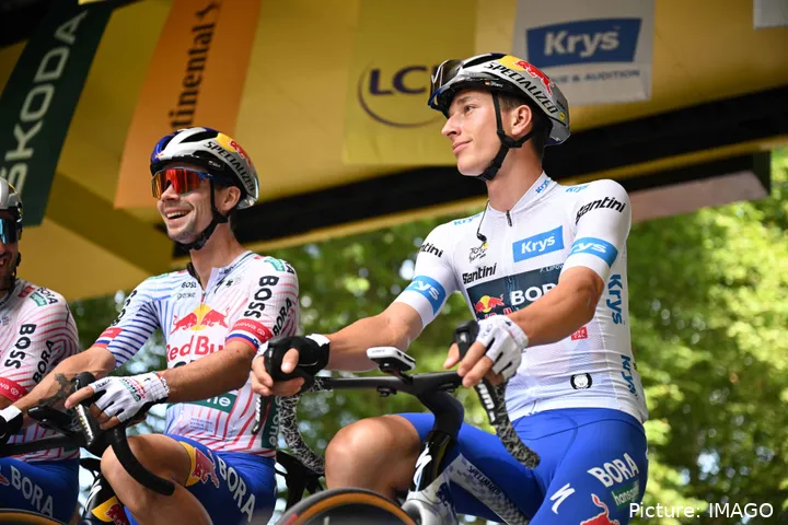 Primoz Roglic e Florian Lipowitz no Tour de França 2025