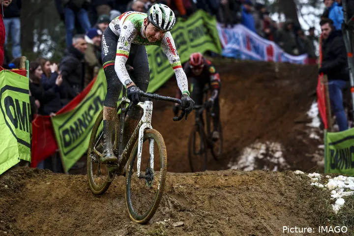 Bart Wellens questiona a opção de Emiel Verstrynge de terminar a época após os Campeonatos da Bélgica