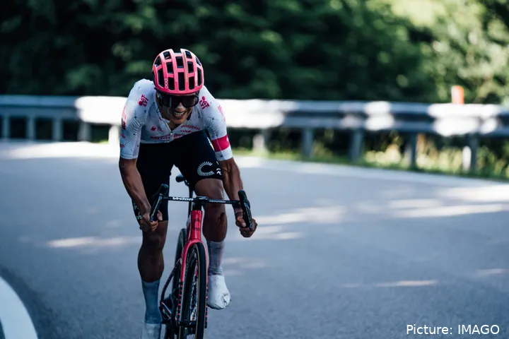 Richard Carapaz, Ecuadorian star of EF Education