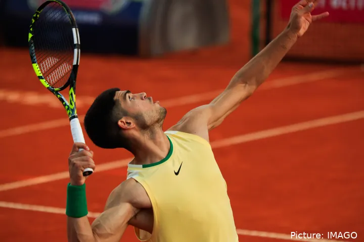 Alcaraz desistiu de um torneio pela segunda semana consecutiva no início da época de terra batida