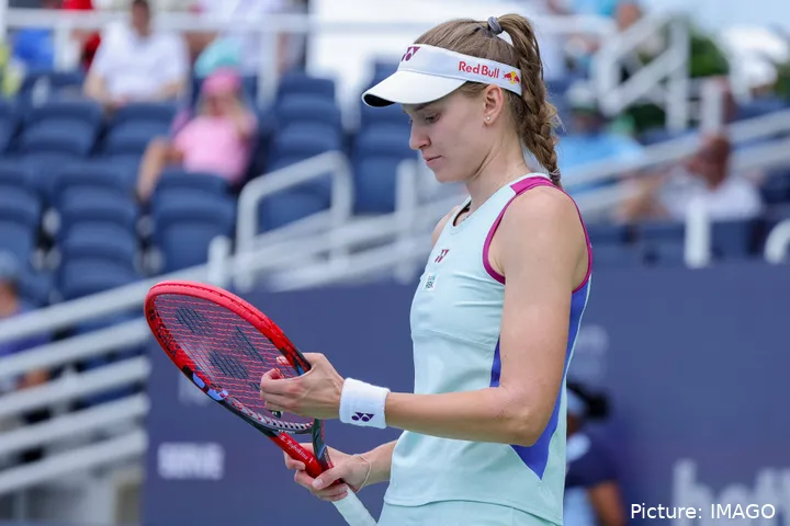 Elena Rybakina no pudo salir del círculo vicioso que rodeaba supuestamente a Vukov hasta la separación del US Open.