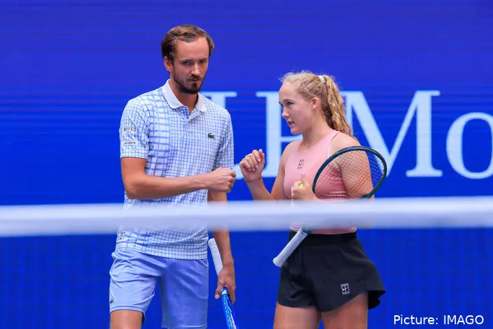 Daniil Medvedev and Mirra Andreeva at 2025 US open mixed doubles.