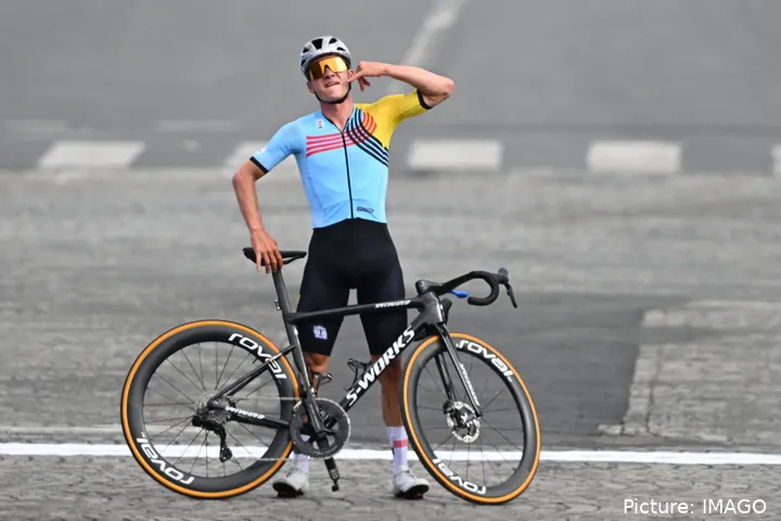 Evenepoel voegde een tweede Olympische gouden medaille toe aan zijn palmares in de wegwedstrijd voor mannen