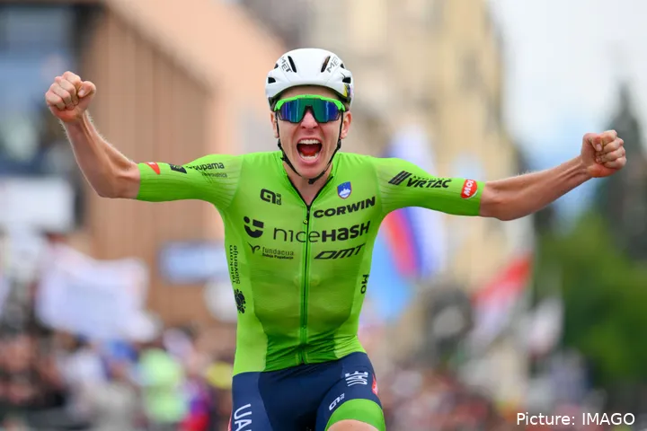 Pogacar startte zijn winnende aanval 100km voor de finishlijn tijdens het vorige Wereldkampioenschap