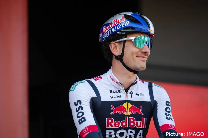 Mick van Dijke in de Amstel Gold Race 2025. @Sirotti