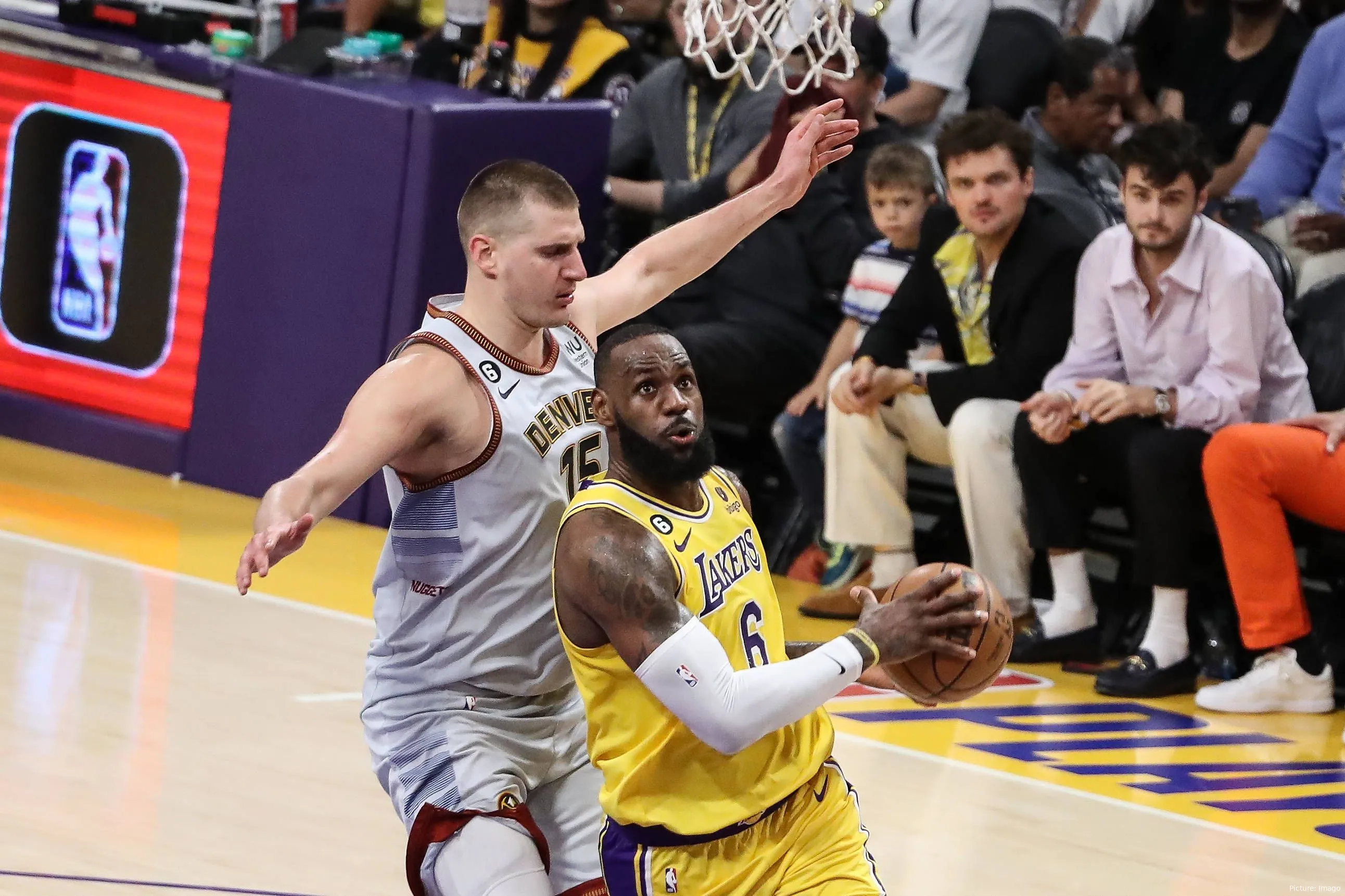 lebron jokic lakers nuggets imago1030270763h