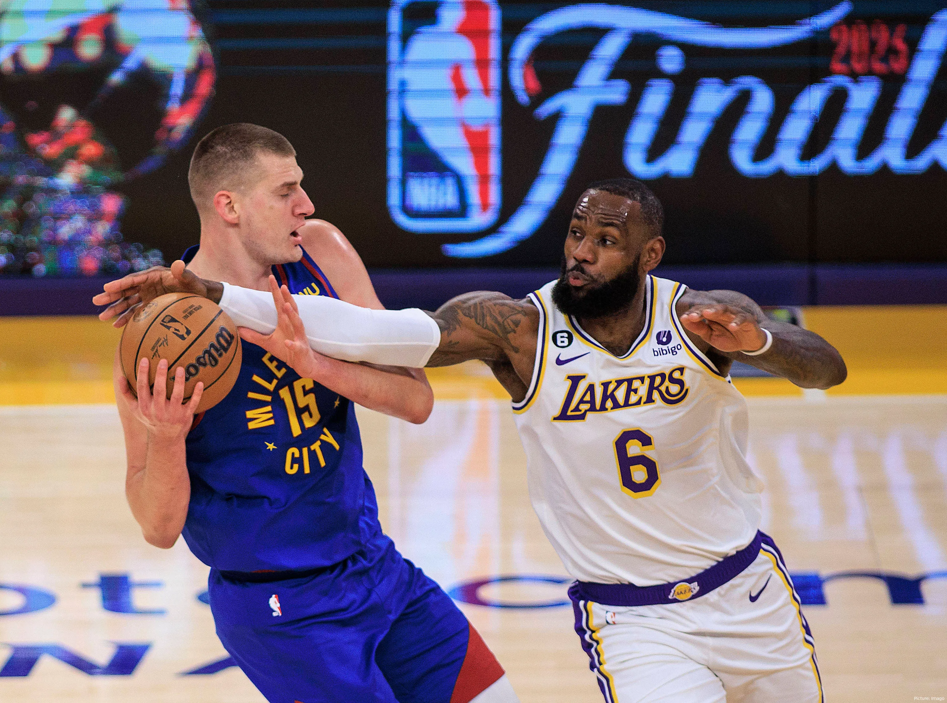 lebron jokic nuggets lakers imago1030143679h