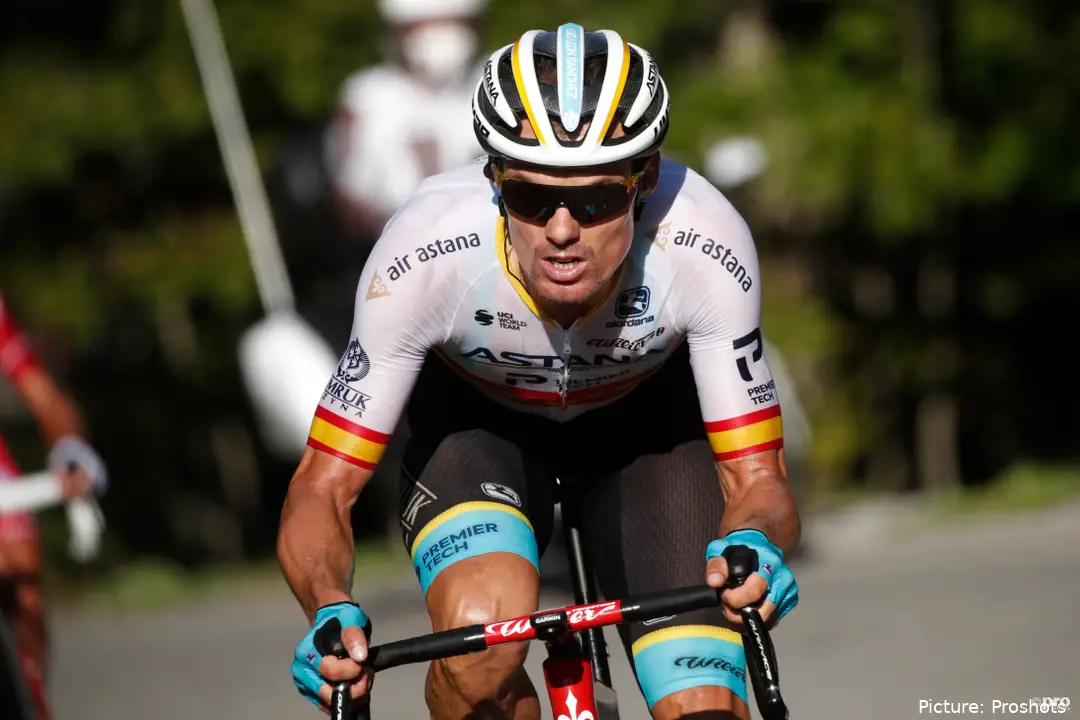 Luis León Sánchez, con el maillot de campeón de España en su etapa en el Astana