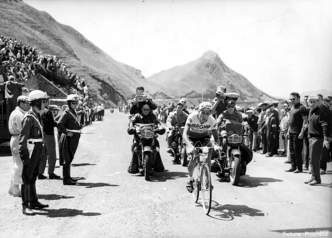 Federico Martín Bahamontes, en el primer año de su carrera deportiva, 1953