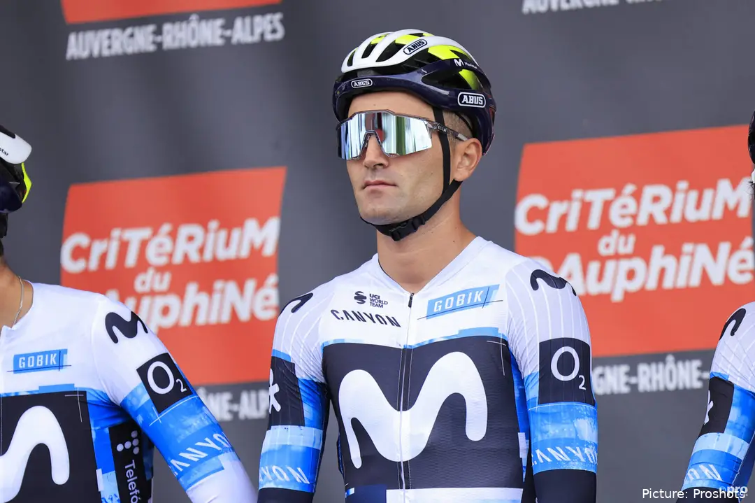 Ruben Guerreiro, con el maillot de Movistar en el Critérium du Dauphiné 2025