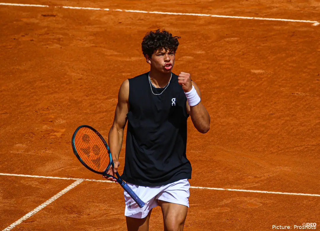 Ben Shelton celebrates after winning an exhausting point
