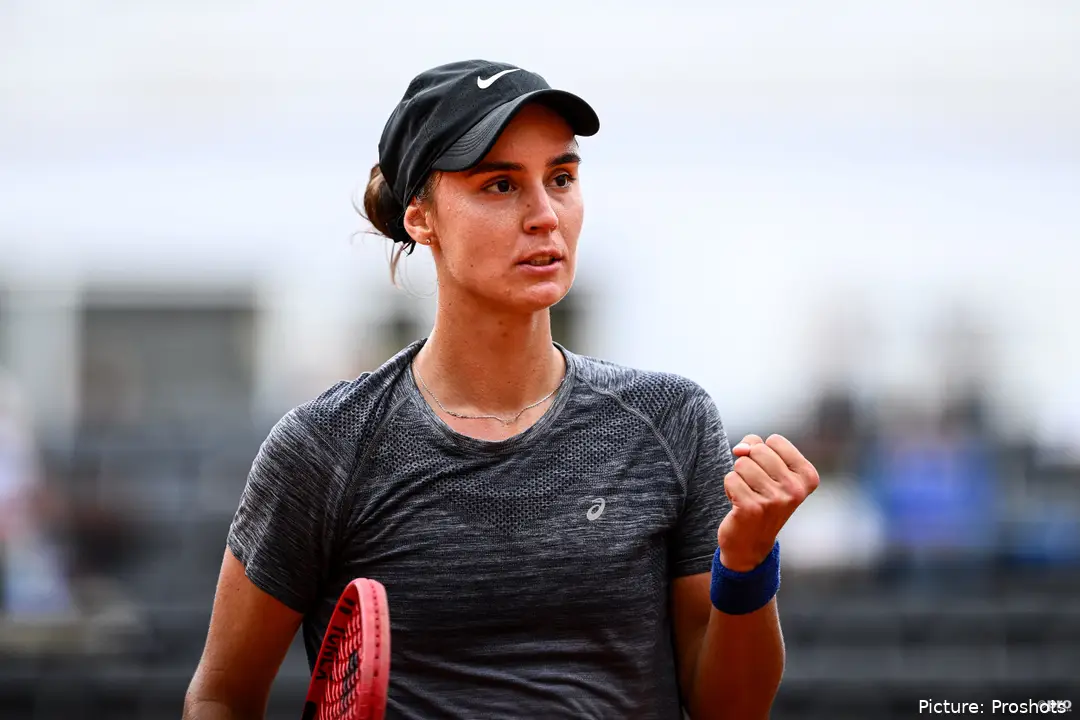 Kalinina celebrates a point during her campaign at 2023 Rome Open