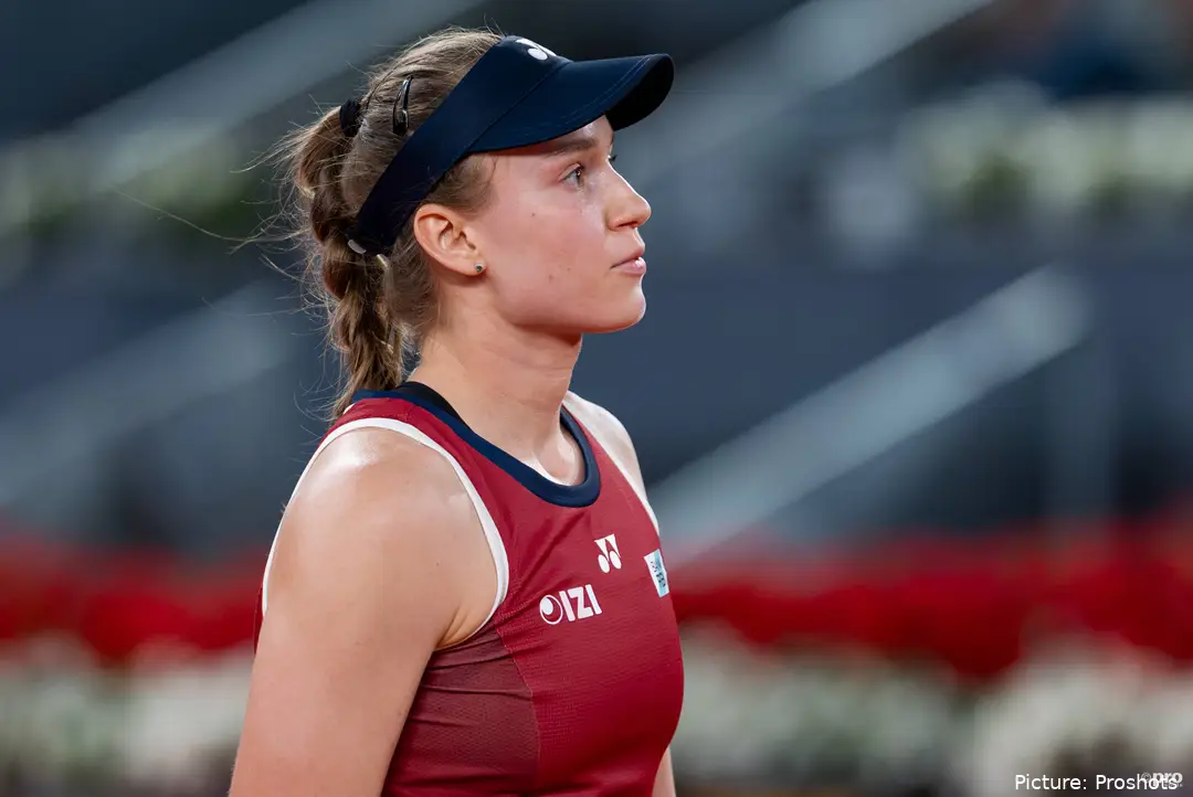 Elena Rybakina looking on