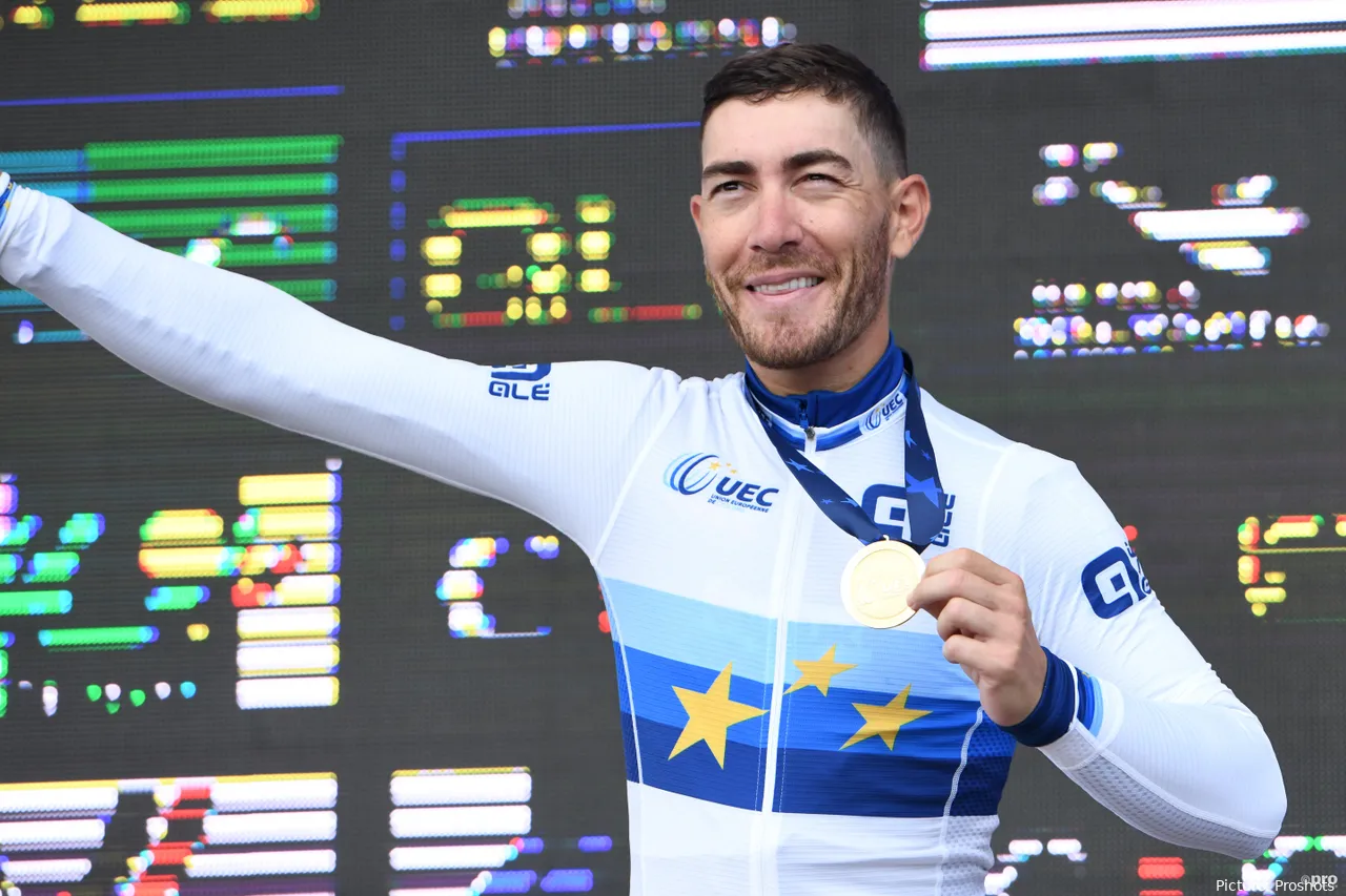 Giacomo Nizzolo é uma das estrelas da Q36.5 Pro Cycling Team