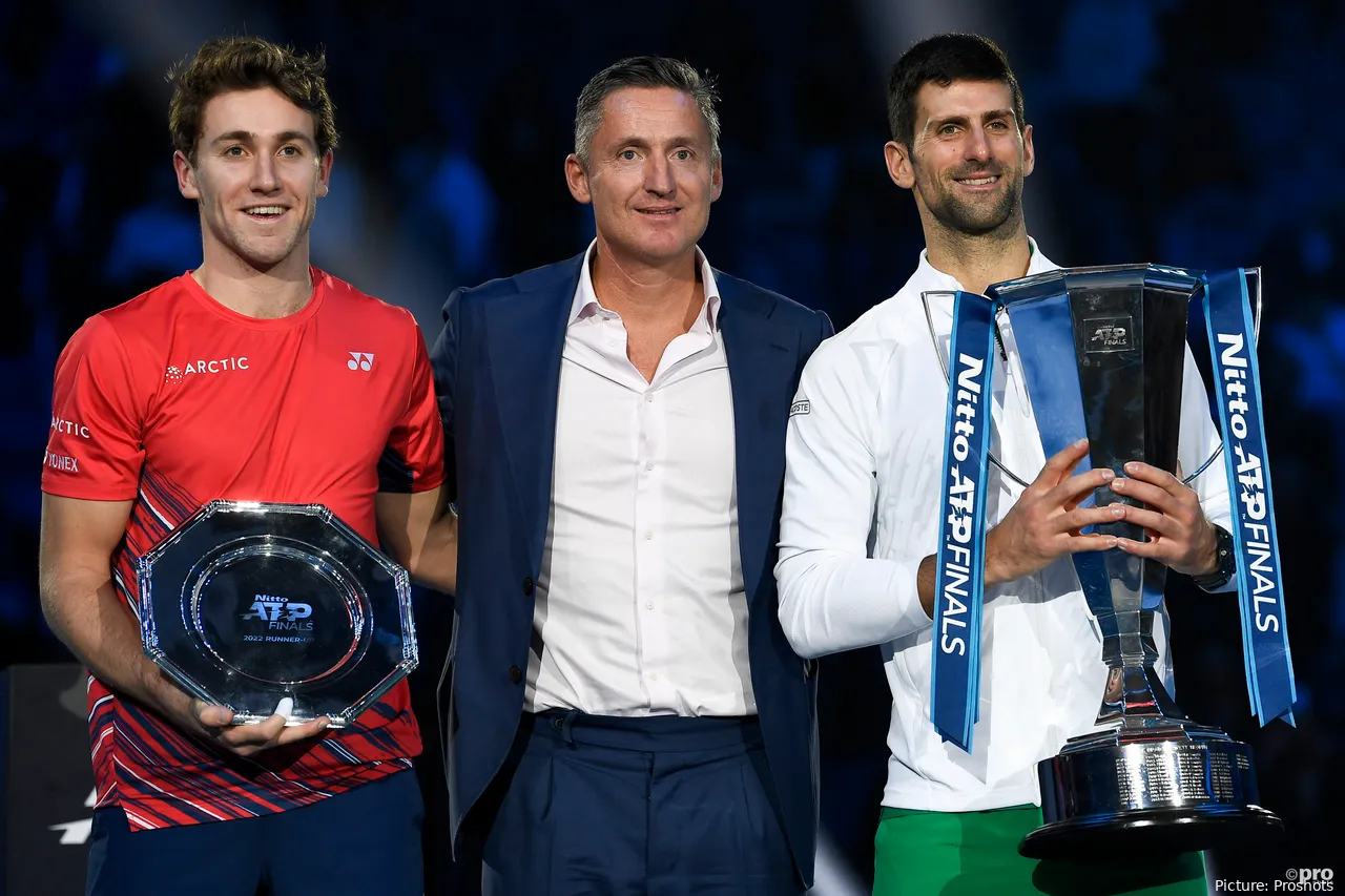 Djokovic se alza con el título en las Finales ATP 2022 ante Ruud