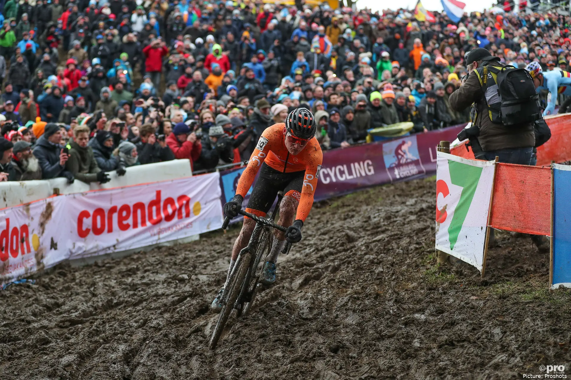 Poel Mathieuvander WK2018v3
