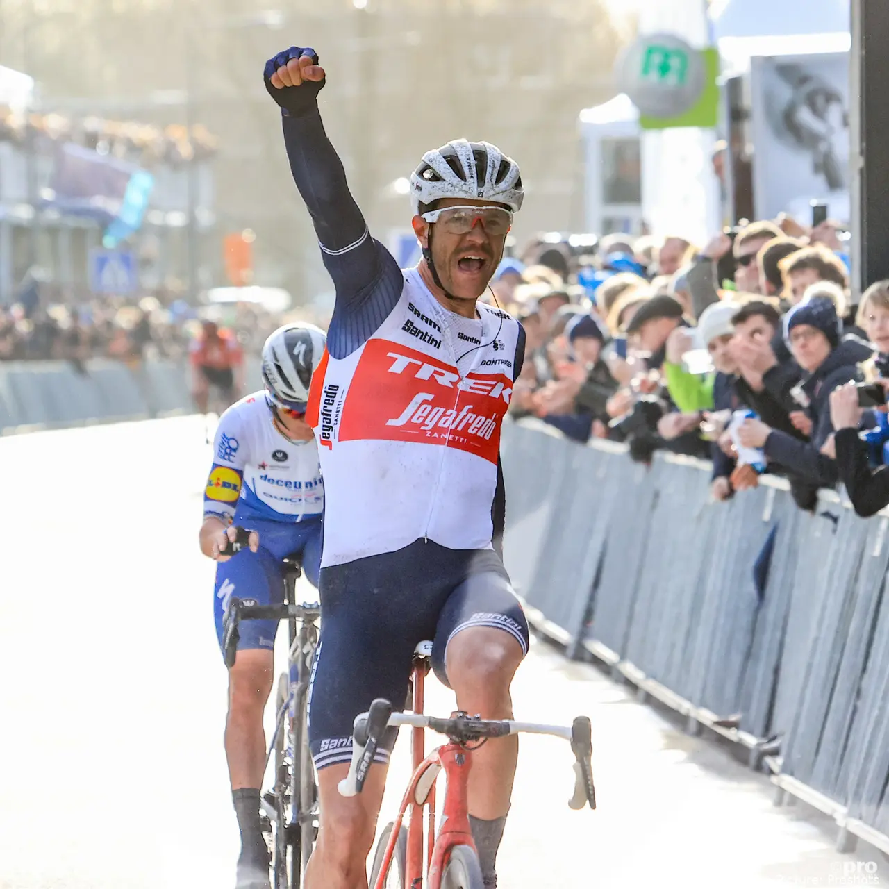 Stuyven Jasper OmloopHetNieuwsblad2020