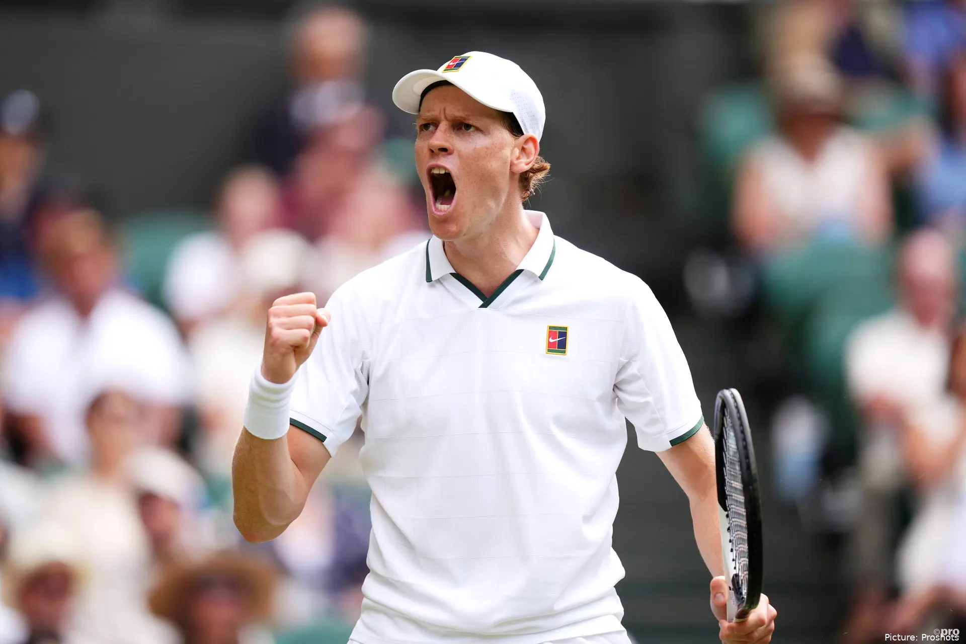 Jannik Sinner celebrating