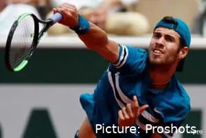 Khachanov_Karen_RolandGarros2018 300x201