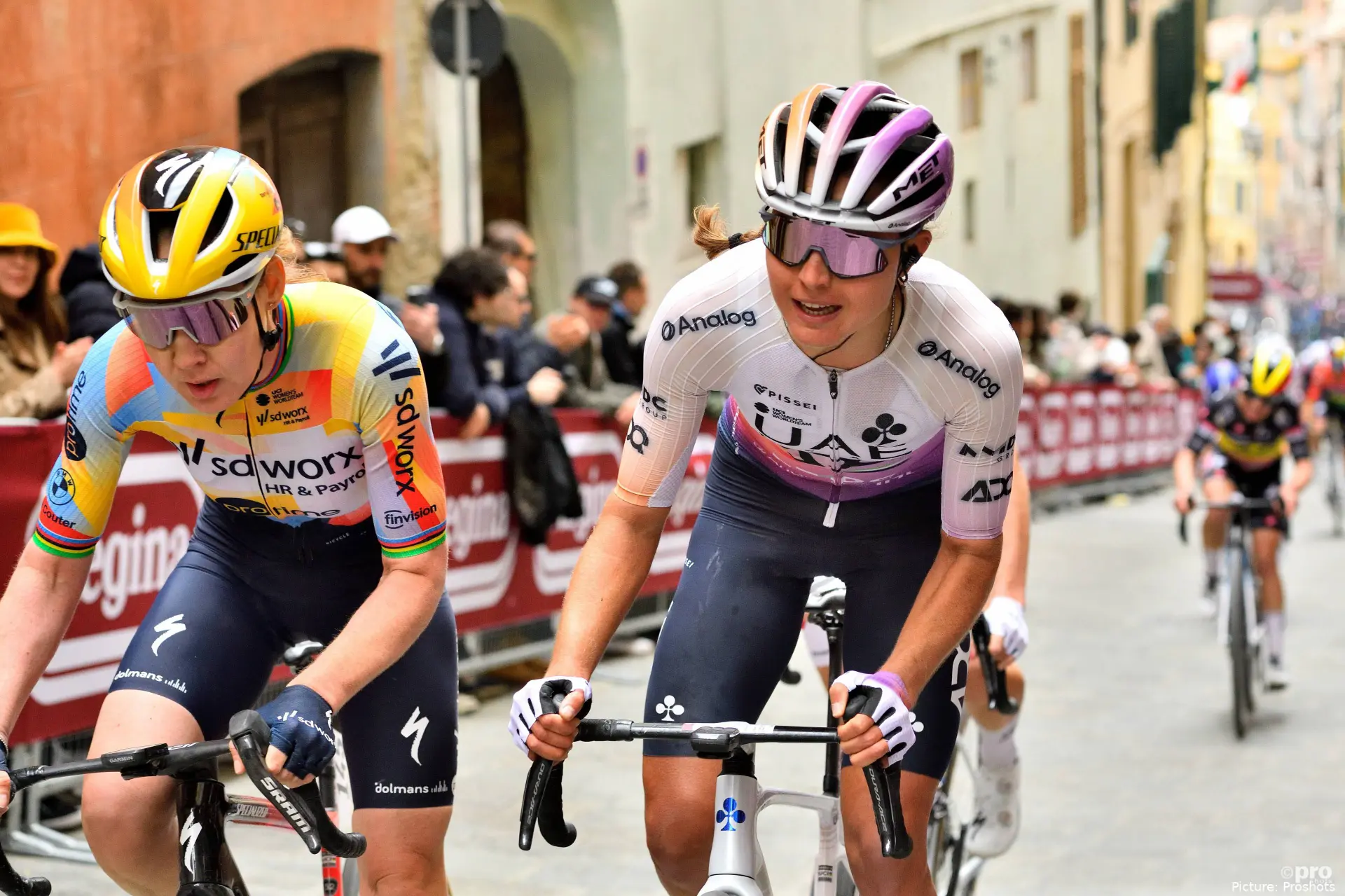 Paula Blasi in de Strade Bianche Donne 2026