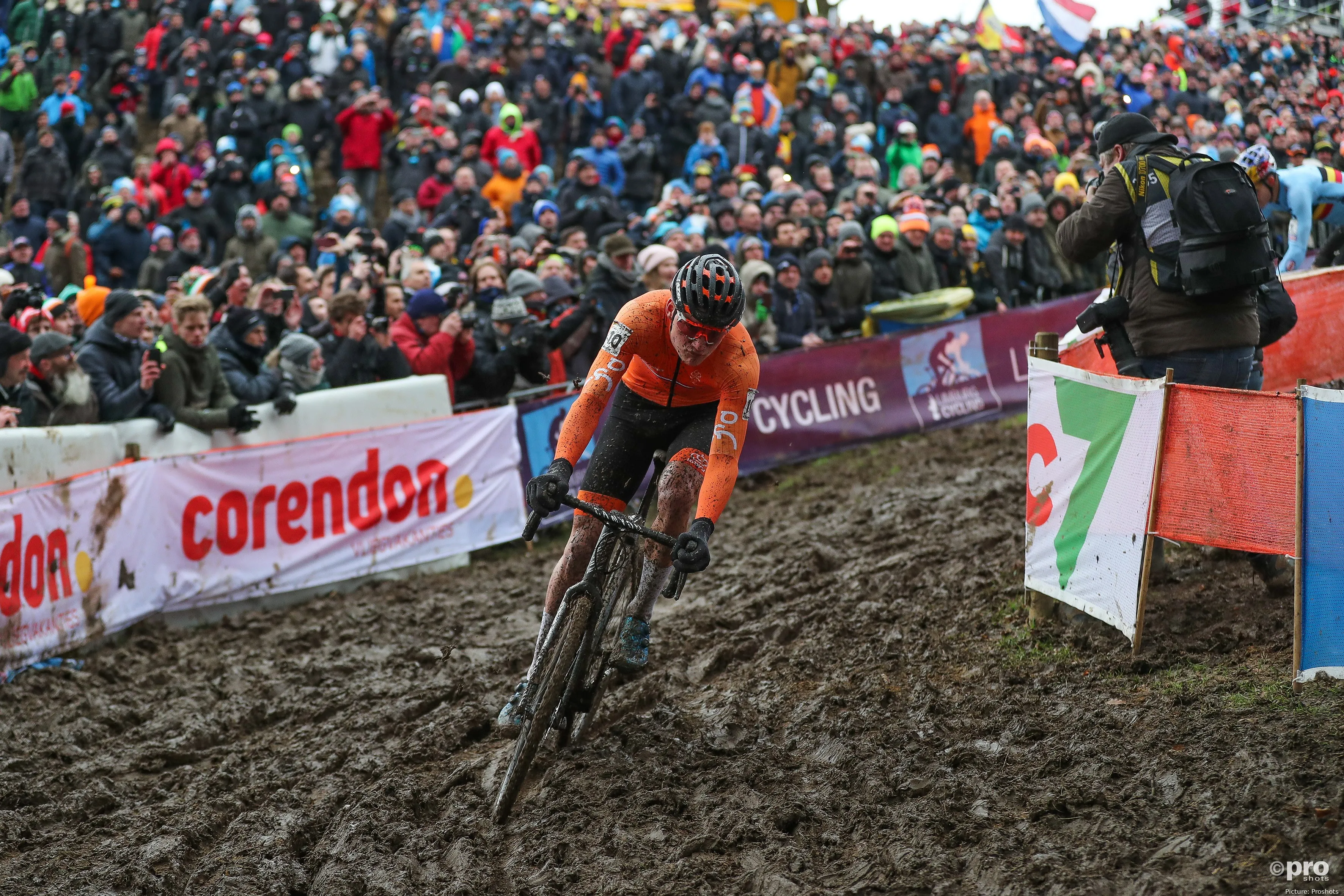 Poel Mathieuvander WK2018v3