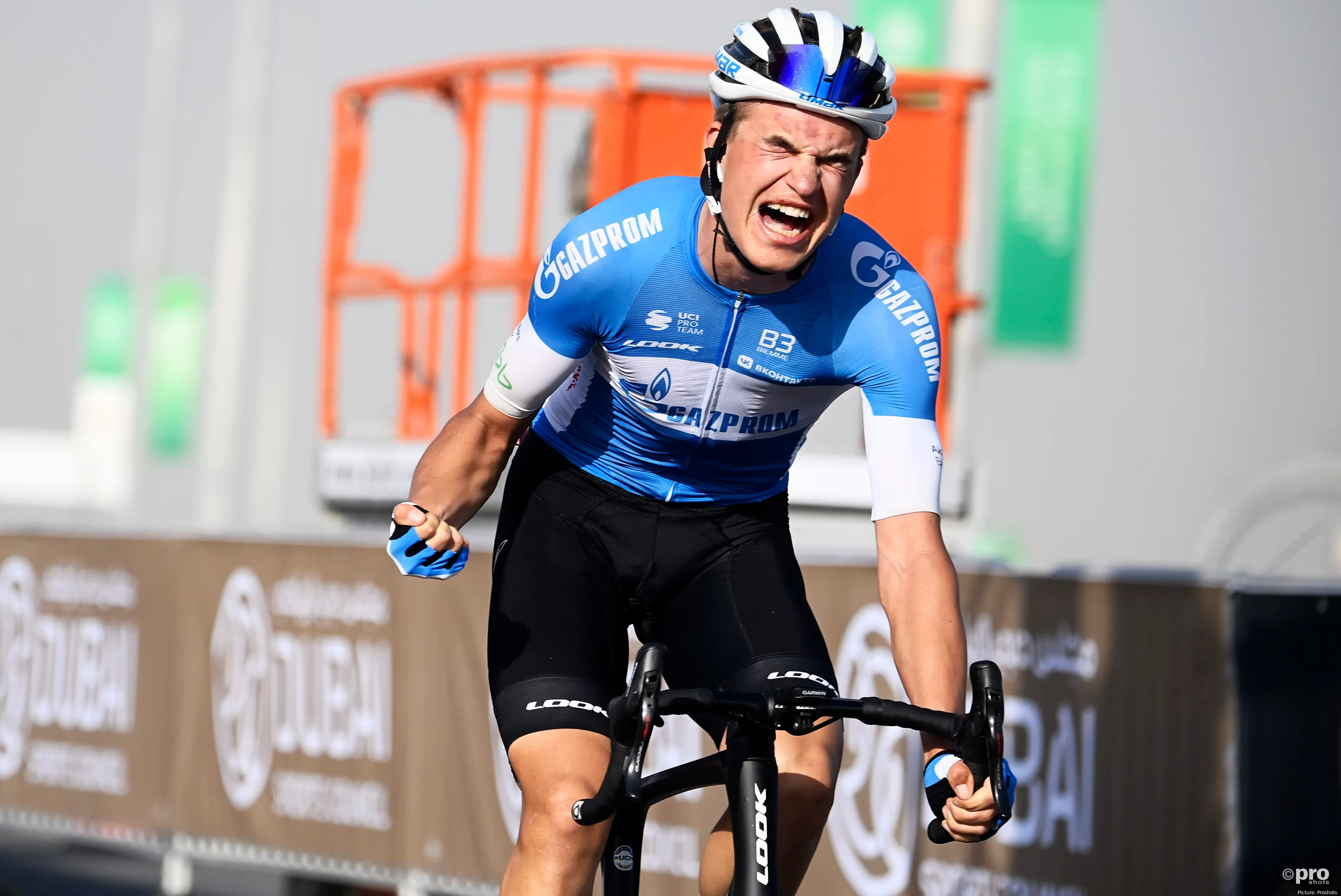 vacek uau tour