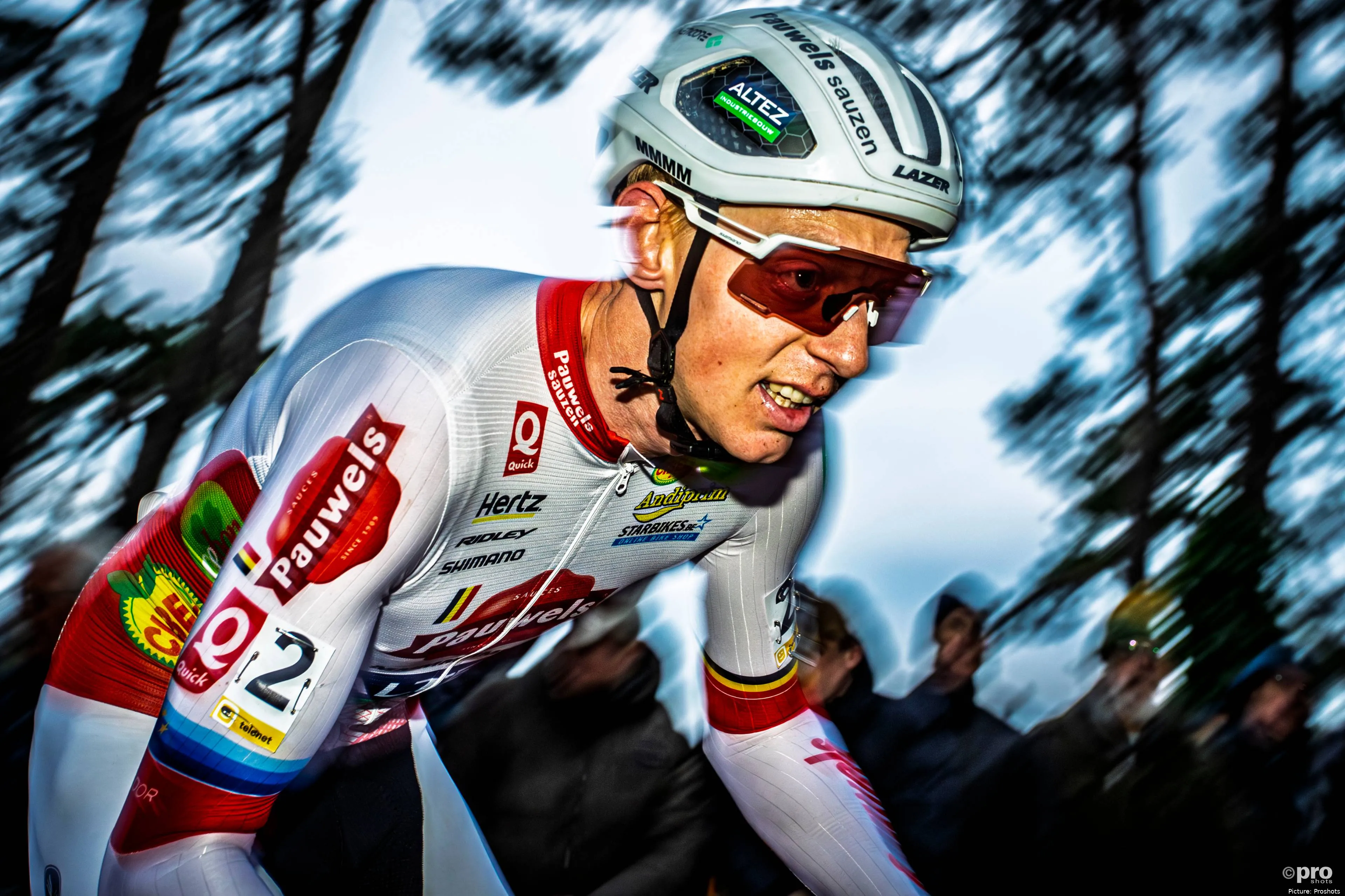 Pain face for Michael Vanthourenhout during the 2025-2026 cyclocross season