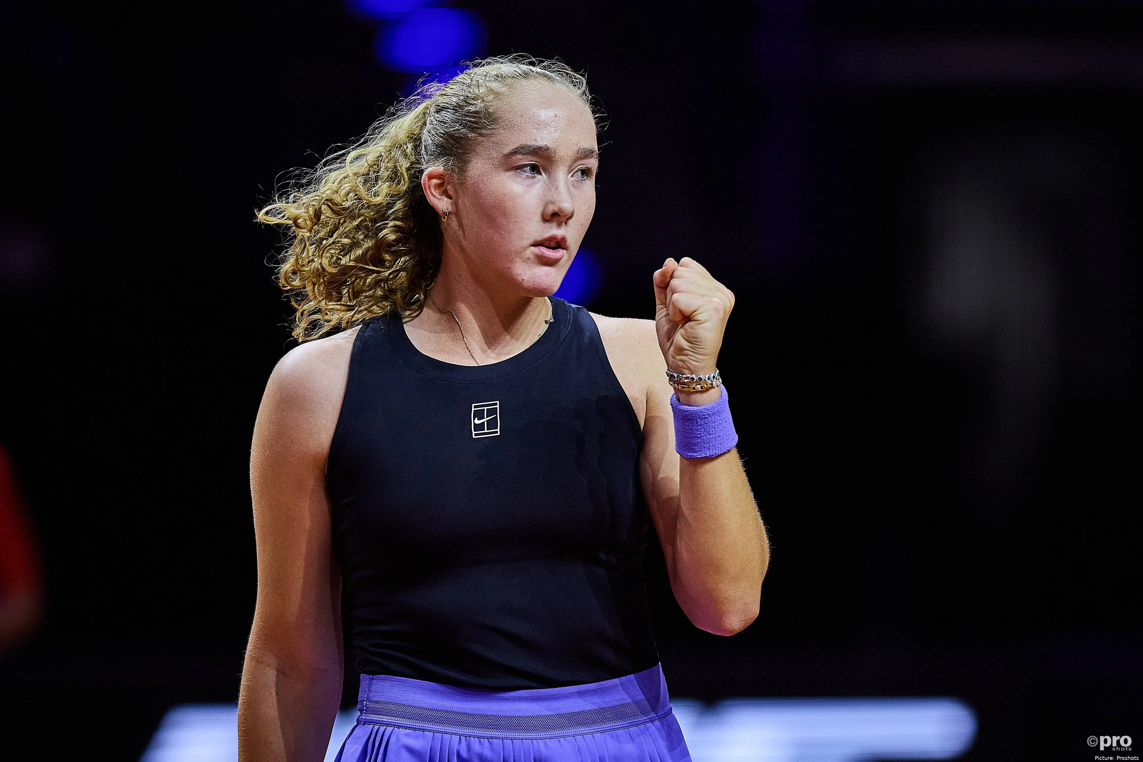 mirra-andreeva-stuttgart-open-celebration-porsche-grand-prix