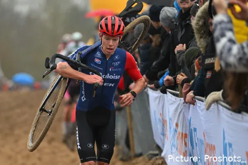 Pim Ronhaar durante la carrera