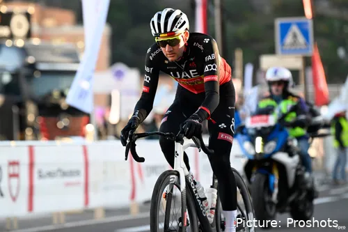 Wellens, estrella belga de UAE correrá la Kuurne