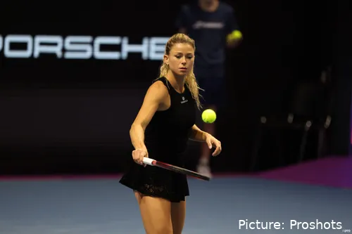 Camila Giorgi en el Trofeo Femenino de San Petersburgo, 2022.