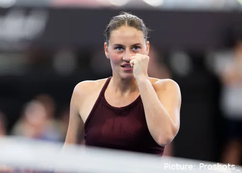 Gesto de puño de Kostyuk