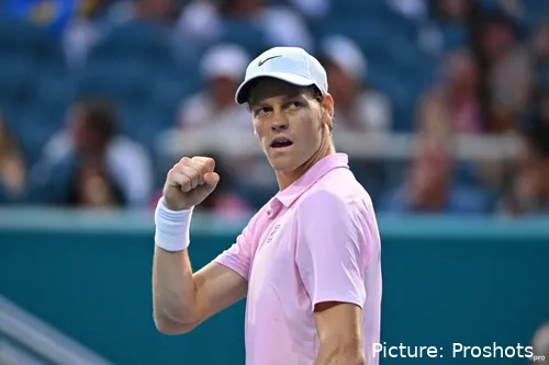 Jannik Sinner jubelt bei den Miami Open 2026