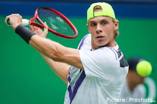 Denis Shapovalov in Aktion