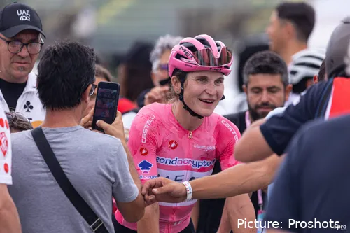 Elisa Longo Borghini won de Giro Donne in 2025. Gaat zij het resultaat van afgelopen jaar evenaren? @ProShots