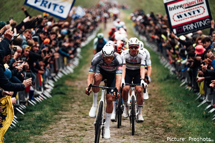 La París-Roubaix, la carrera llana más importante del mundo