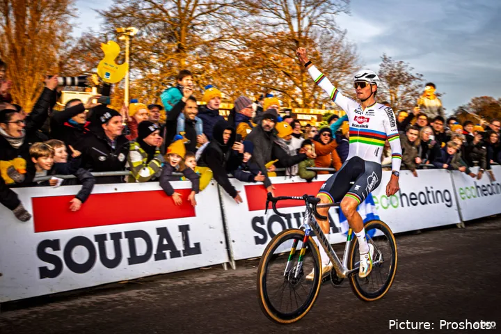 Mathieu van der Poel celebrating a victory in a cyclocross race