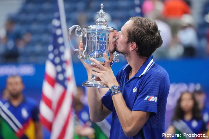 daniil medvedev us open 2021 cup