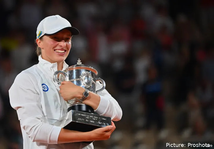 Iga Świątek gana Roland Garros