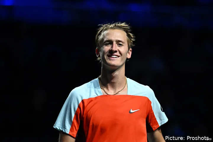 copyright proshots 18477324