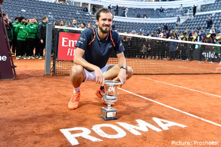 copyright proshots 21040937