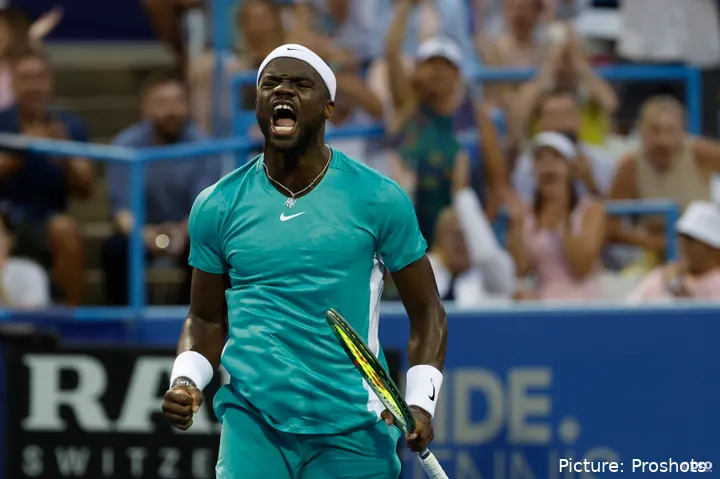 Frances Tiafoe<br>