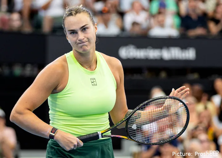 Aryna Sabalenka sonríe