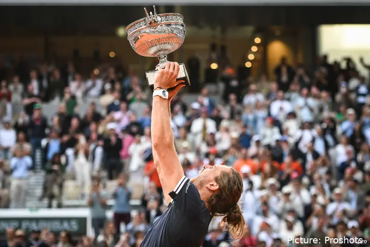 Alexander Zverev lifts the 2026 French Open trophy after having lost in three previous Grand Slam finals.
