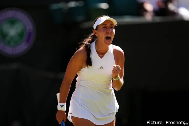 Jessica Pegula cheering at Wimbledon
