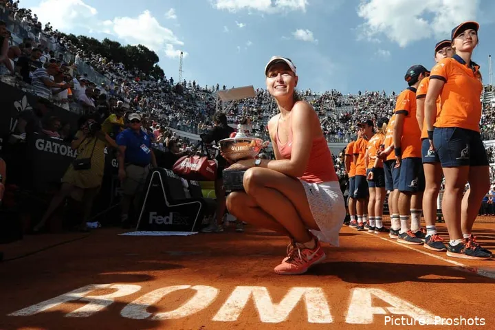 Sharapova_Maria_Rome2015v2 1024x683