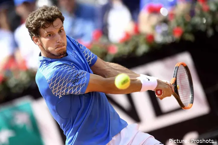 Pablo Carreno Busta lining up for a backhand