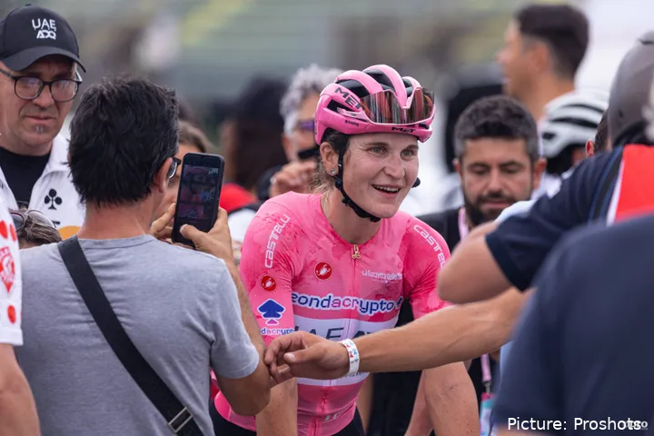 Elisa Longo Borghini won de Giro Donne in 2025. Gaat zij het resultaat van afgelopen jaar evenaren? @ProShots